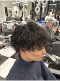 メンズパーマツイスパ波巻きスパイラルマッシュセンターパート