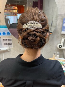 コージー(Kozy) ☆結婚式お呼ばれヘアアレンジ/アップスタイル☆