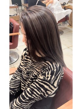 ノーム 横浜(NORM) ケアブリーチ ハイライトグレージュ