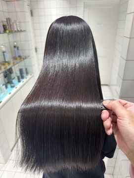 ロンドルーチェ 心斎橋(Lond luce) ダークアッシュ/ミディアムレイヤーカット［髪質改善/縮毛矯正］