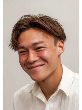 メンズ ルシードスタイル アウラ 松戸市五香(LUCIDO STYLE Aura) ショートセンターパート ニュアンスサーフ ラルフカール/松戸/柏