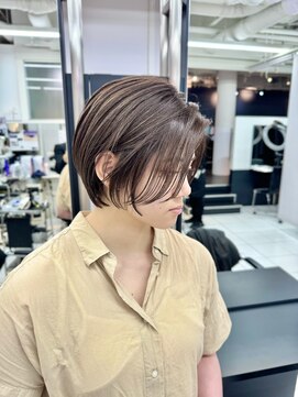トニーアンドガイ 青山表参道店(TONI&GUY) 大人丸みショート　グレージュカラー　シアカラー