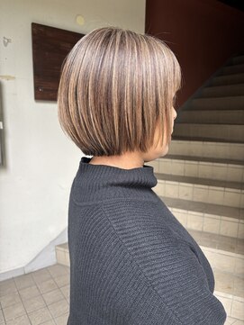 【minami】白髪を味方に♪白髪ぼかしハイライト