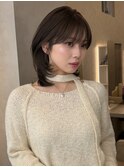 小顔ミディアムレイヤーカット韓国ヘアワンカールオリーブカラー