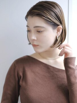 イチエ(ICHIE) ブリーチ無しで叶える艶感ベージュの大人ボブ