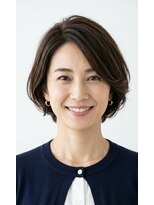 ルームス(ROOMS) 【銀座】30代40代に◎白髪ぼかし×大人上品ふんわりショートボブ