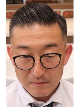 アクセプトザワールドバーバー(Accept the world barber) パートスタイル×フェード