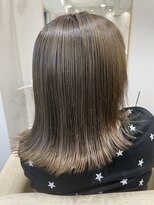 ブティック(boutique)&nbsp;｢お客様施術後スタイル｣ミディアム　グレージュ