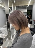 【新宿/ベリーショート/ミセス】ボブレイヤーのピンキーアッシュ