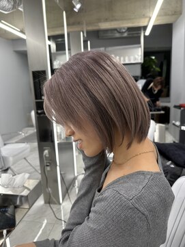 ヴァイス 新宿店(VAICE) 【新宿/ベリーショート/ミセス】ボブレイヤーのピンキーアッシュ