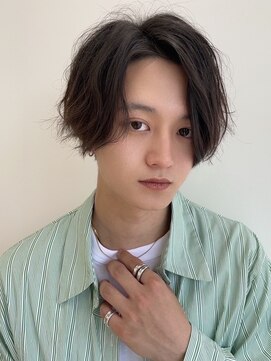 ツーダブルバイフィフス 西梅田店(WW.. by fifth) メンズパーマツイストスパイラルパーマセンターパート刈り上げ