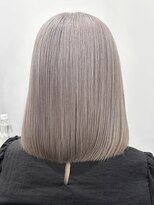 ロウル 渋谷(LOWRL)&nbsp;ホワイトグレージュカラー/ケアブリーチ