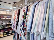 バサラ 福岡天神西通り店(VASARA)の雰囲気（綺麗で広い店内でオシャレな着物がたくさん♪）