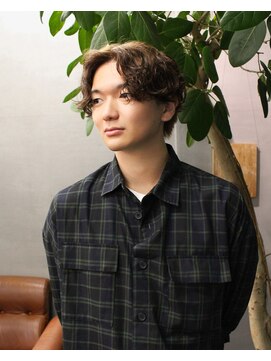 ニール 名古屋 伏見 丸の内(NEELU) ダブルカラーブラウンベージュスパイラルパーマ