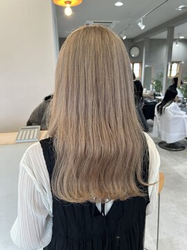 ミュゼプリュム(Musee plume) ホワイトベージュ/ブリーチ2～3回必須