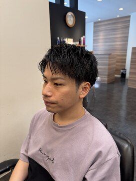 男を磨くメンズサロン オム グランド(HOMME GRAND) 束感多めのナチュラルショート