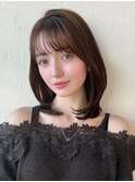 顔周りレイヤー/内巻きボブ