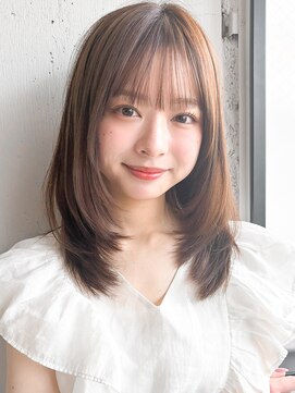 アグノス 青山(Agnos) ミディアムレイヤーカットうる艶髪前髪愛されダークアッシュ