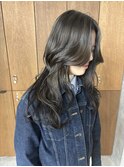 透明感たっぷりオリーブグレージュ
