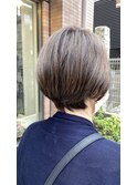 明るめの白髪染め ショート