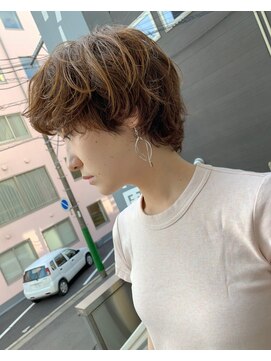 フロクシノーシナイヒリパイリフィケーション(Floccinaucinihilipilification) くせっ毛にカフカパーマ