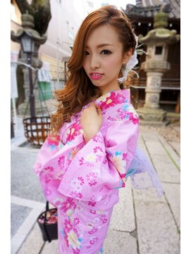 サファイア(SAPPHIRE) そんな目でこっちをみないで！！惚れてしまうやろ！！