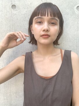 フィルムス 新宿(FILMS) 斜めバング/グレージュカラー/デザインカラー/シルキーベージュ