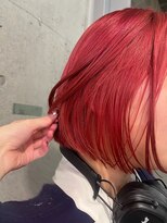 キャロルガーデンズ ボコカ 表参道(Carroll Gardens bococa)&nbsp;サーモンピンク、ブリーチカラー、ボブ、ピンクオレンジ