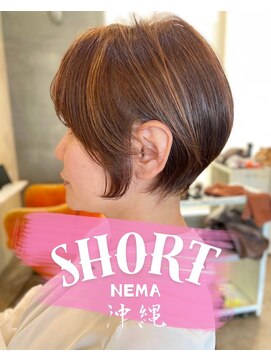 アトリエ エス atelier es HAIRDESIGN ふんわりショート/丸みシルエット/大人ショート/上品ショート