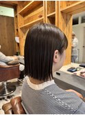 20代30代大人可愛い艶感グレージュ切りっぱなしショート