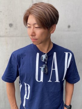 タム(tam) センターパート　ハイライトベージュ