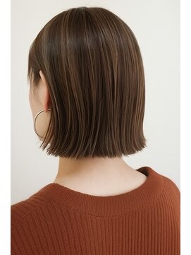 ヨロ(YoLo.) 切りっぱなしボブ　担当内迫