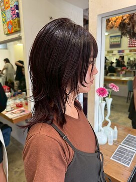 キサイ バズ(kisai BUZZ) kisaiBUZZ＊鈴木映美　ミディアム/ウルフ/レッドブラウン