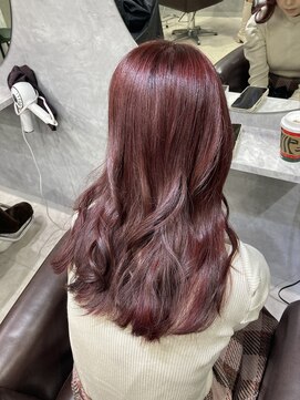 グラッジ 池袋(GLADGE) 深みレッド