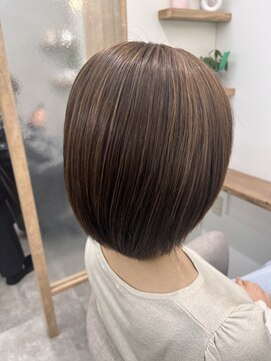 シアエミュー 新越谷店(SHEER emu) 【新越谷・南越谷】白髪ぼかしハイライト