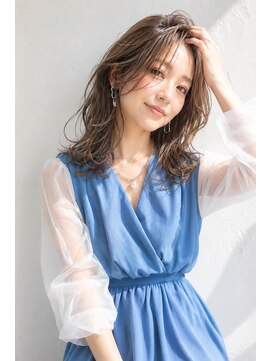 アッシュ 学芸大学店(Ash) ミディアムレイヤー/大人女性/アッシュベージュ/脱白髪染め