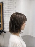 切りっぱなしボブ×ハイライト