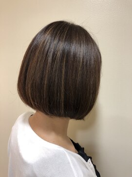 テラス アヴェダ 大丸心斎橋店(Terrace AVEDA) 3Dボブハイライト