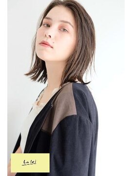 ラレイ(Lalei) 【 表参道駅/青山】ブランジュ×前下がりボブ【ささき】