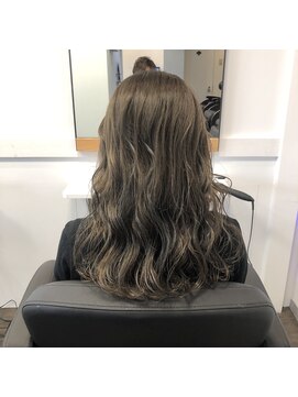 ドルチェ 梅田(Dolce) 【Dolce西梅田】シルバーアッシュ