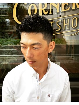 フォーコーナーズ(Four Corners) フェザーアップ【very short】