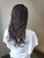 ピフデザイン(pifdesign) 透明感のあるカラー