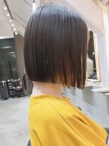 リール 銀座(R'EEL) 切りっぱなしが可愛い縮毛矯正ボブ