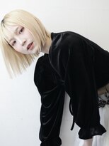 ココ 原宿(KOKO)&nbsp;ブロンド黒髪 小顔 クラゲヘアー オリーブグレー ココアベージュ