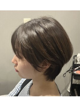 ナルハ(Naluha) 2ヶ月まとまる丸みショート