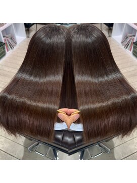 パドトロワ(Pas de trois) 髪質改善トリートメント【グラメント】新潟一番の艶髪