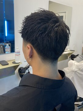 ザデイトウキョウ 表参道 青山(THE DAY TOKYO) テーパースパイキーショート