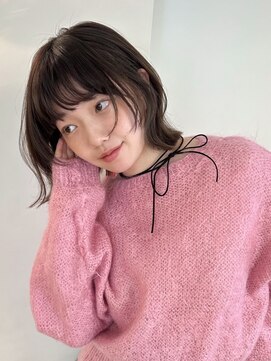 ローネス(LONESS) 切りっぱなしボブ　外ハネボブ　顔まわりレイヤー　レイヤーボブ