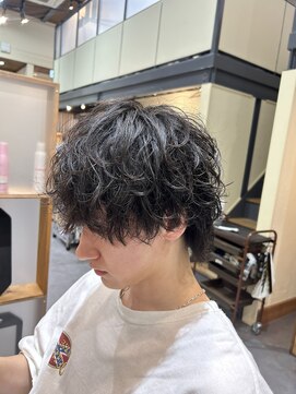 シャドウパーマ