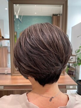 アッシュ 茗荷谷店(Ash) 脱白髪染め 30代40代50代